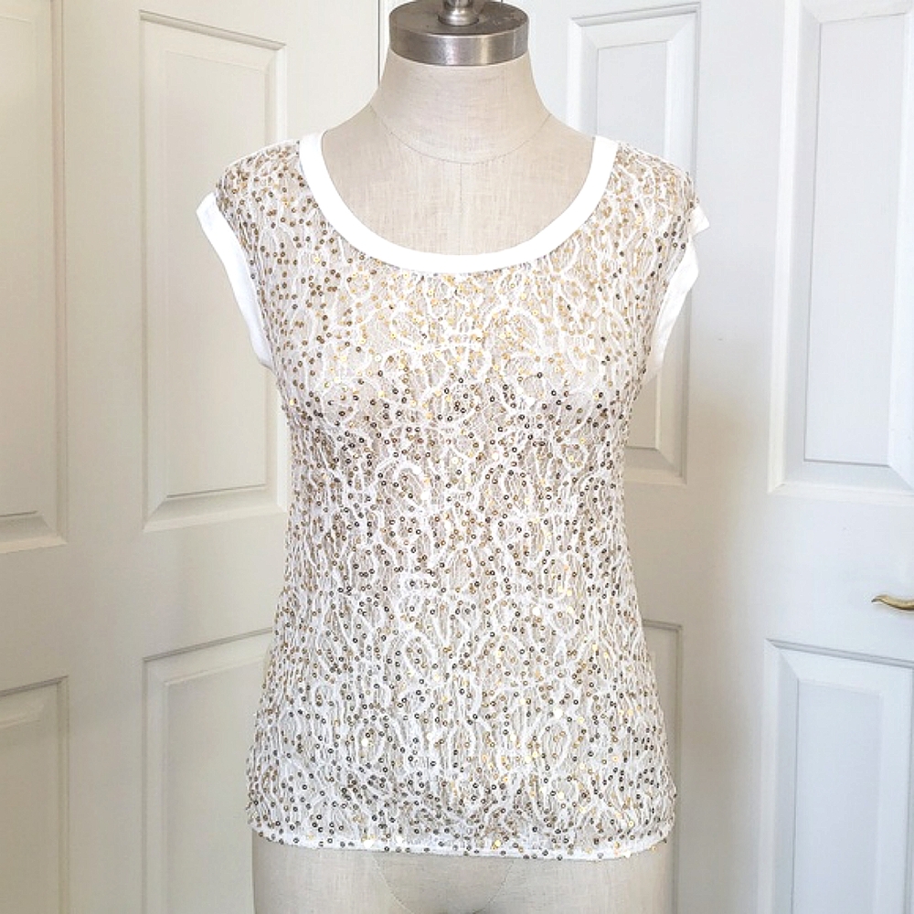Vintage Y2K CHARLOTTE RUSSE Sheer Top White Top Gold Sequins Cap Sleeve